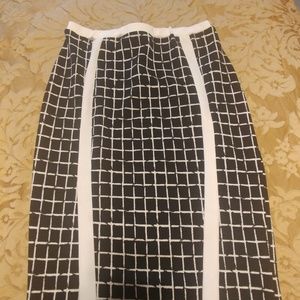 Black and white pencil skirt